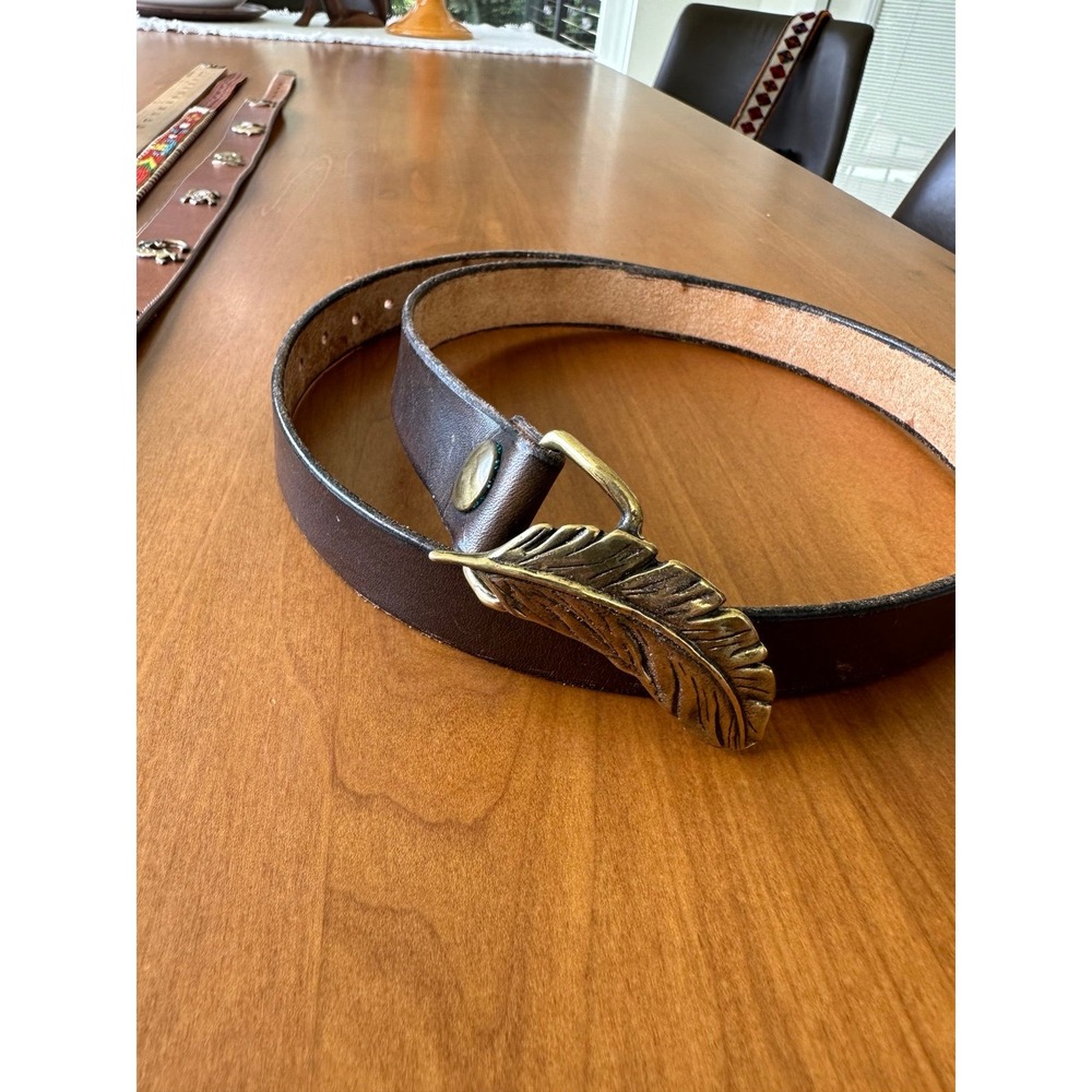 Vintage Indiana metal craft Brass Feather buckle
